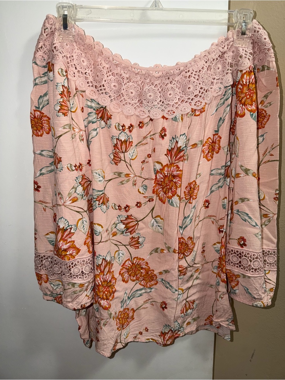 Lace-Trim Pink Floral Off-Shoulder Blouse